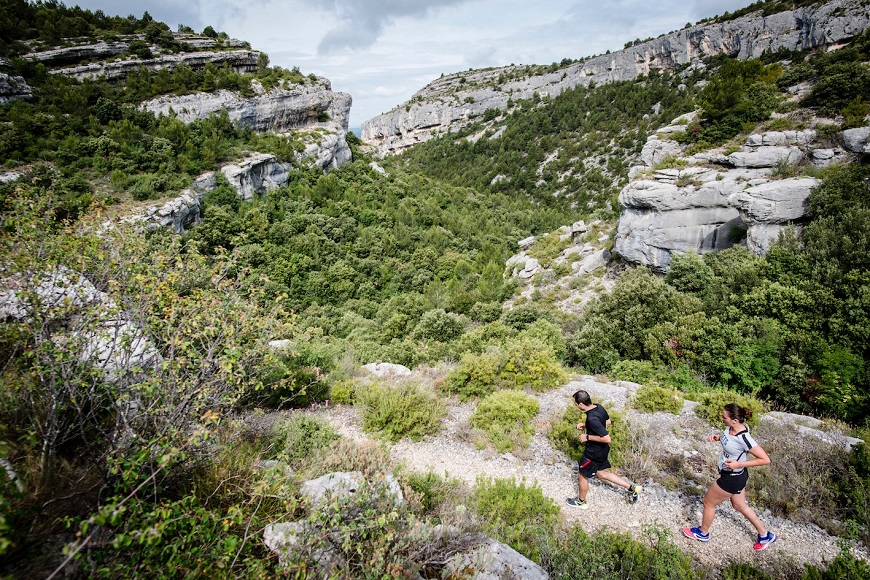 Run Lagnes Trail running à la provençale by Andy Symonds